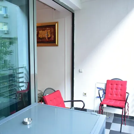 Central Elegance Apartments Skopje Buitenkant foto