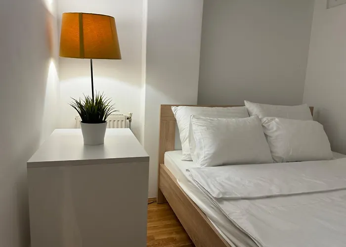 Central Elegance Apartments